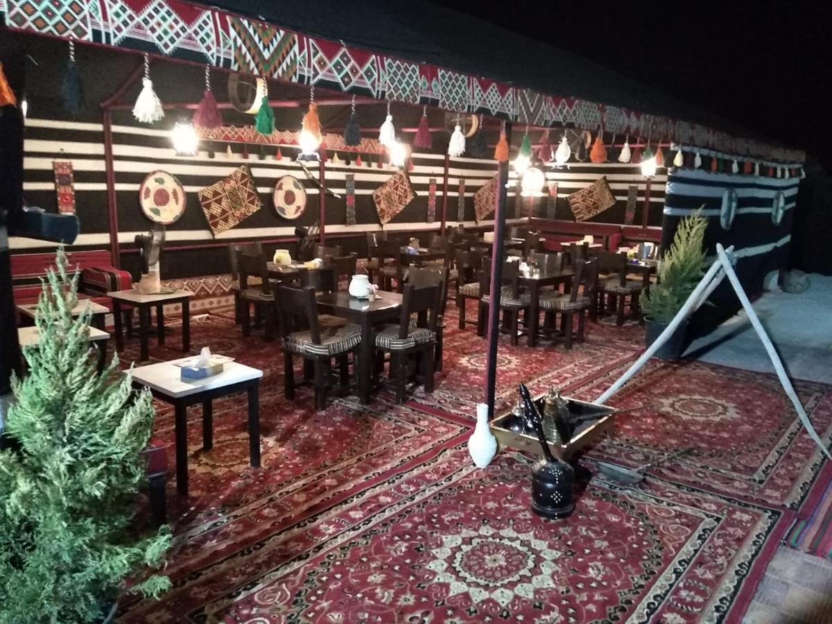 Farmer Stay Hostel ワディ・ムーサ エクステリア 写真