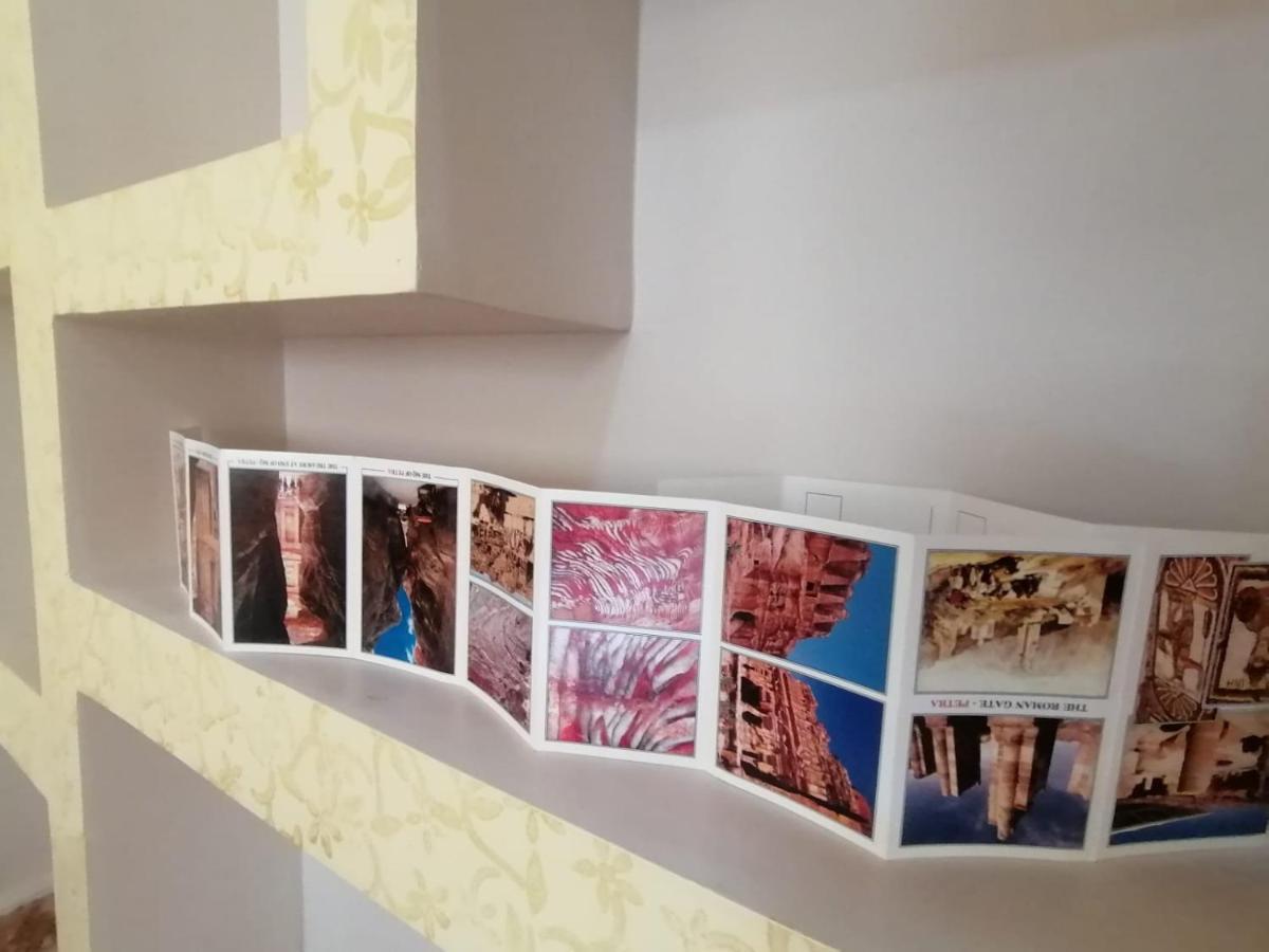 Farmer Stay Hostel ワディ・ムーサ エクステリア 写真